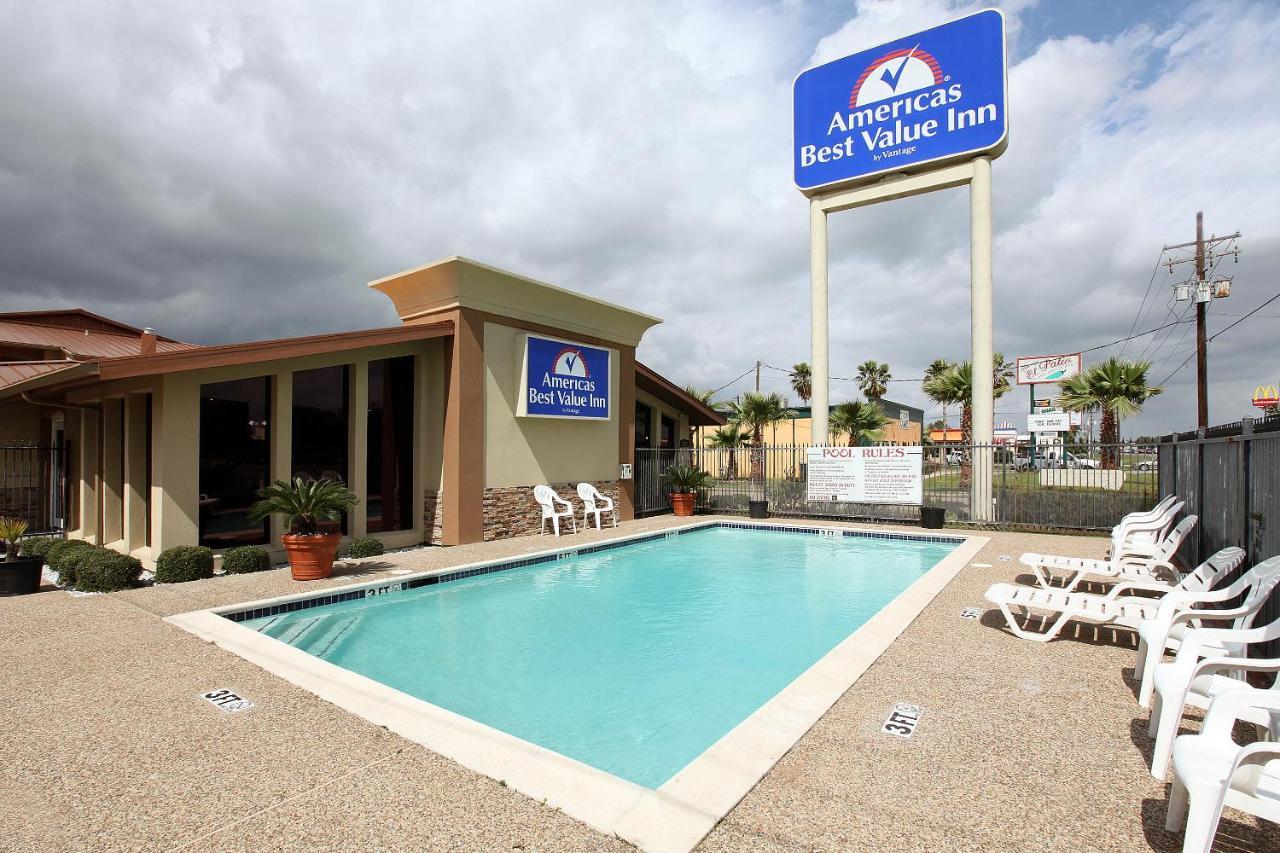 Americas Best Value Inn Angleton Exterior foto