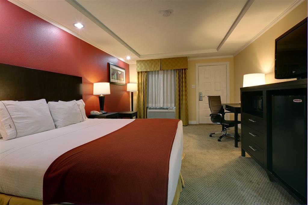Americas Best Value Inn Angleton Cameră foto